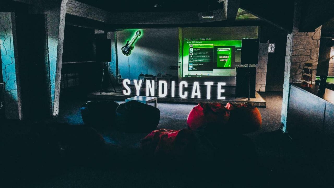 Syndicate, Готельно-Розважальний Комплекс Cherkasy Bagian luar foto