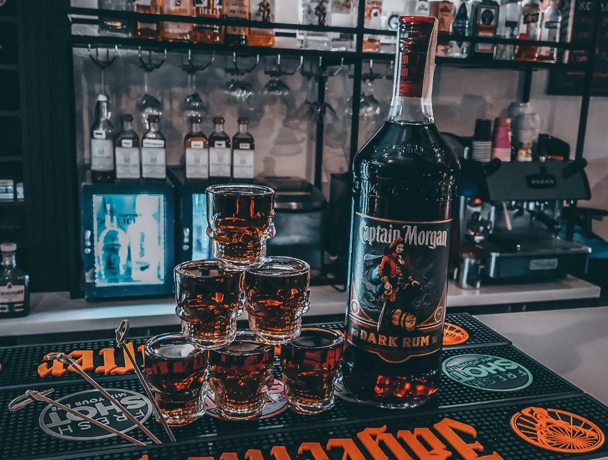 Syndicate, Готельно-Розважальний Комплекс Cherkasy Bagian luar foto